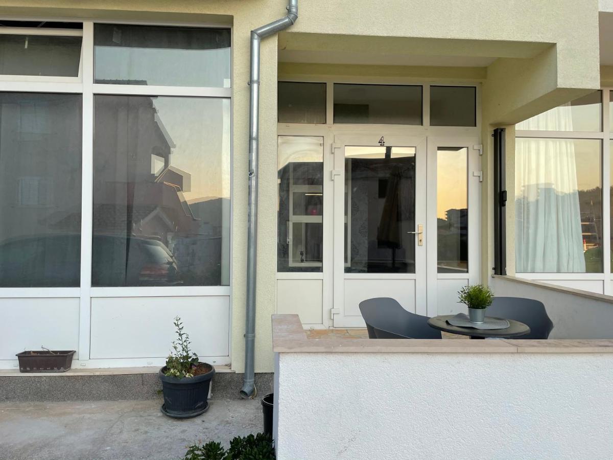 Apartments Luce Trogir Exterior photo