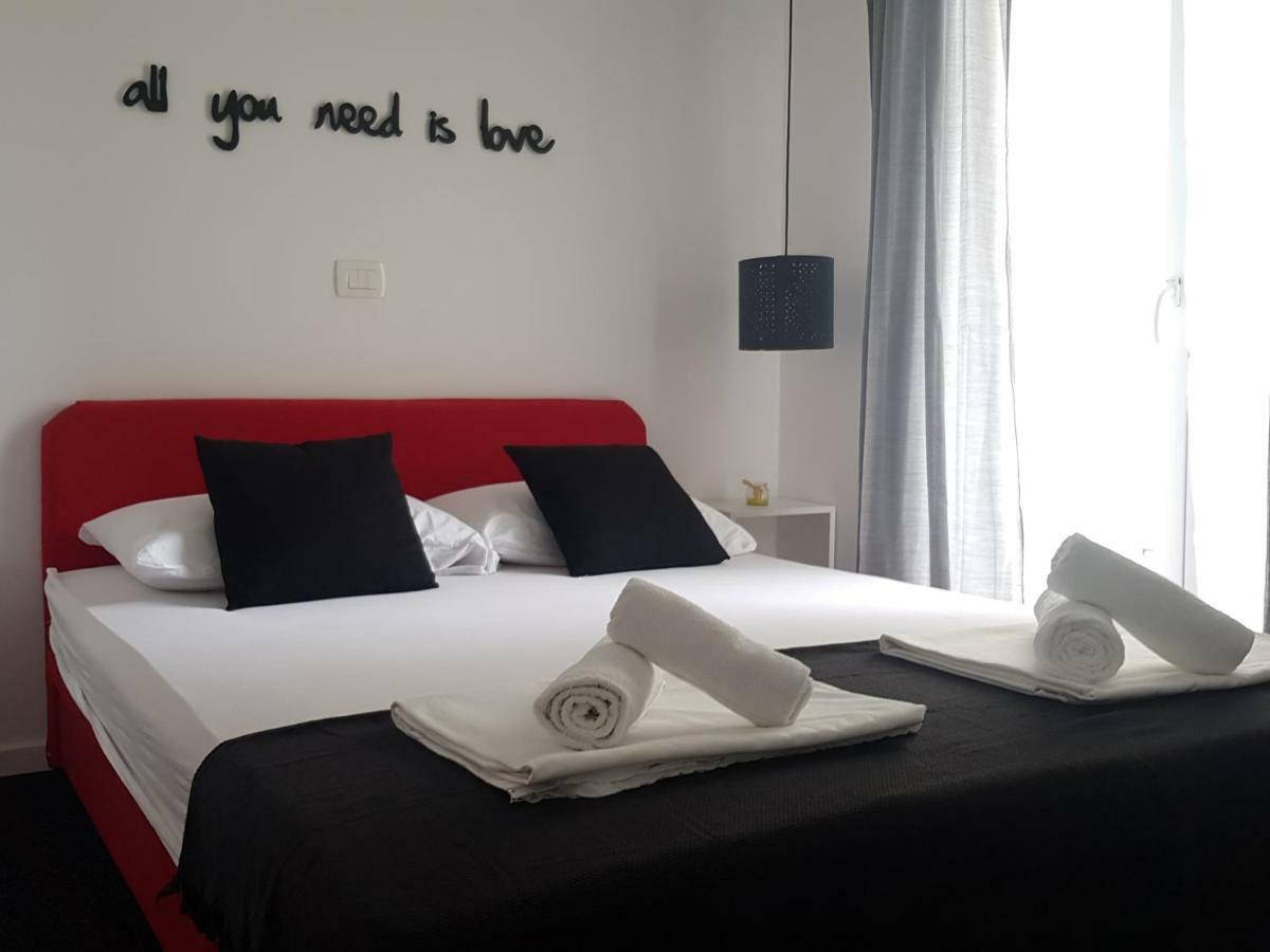 Apartments Luce Trogir Exterior photo